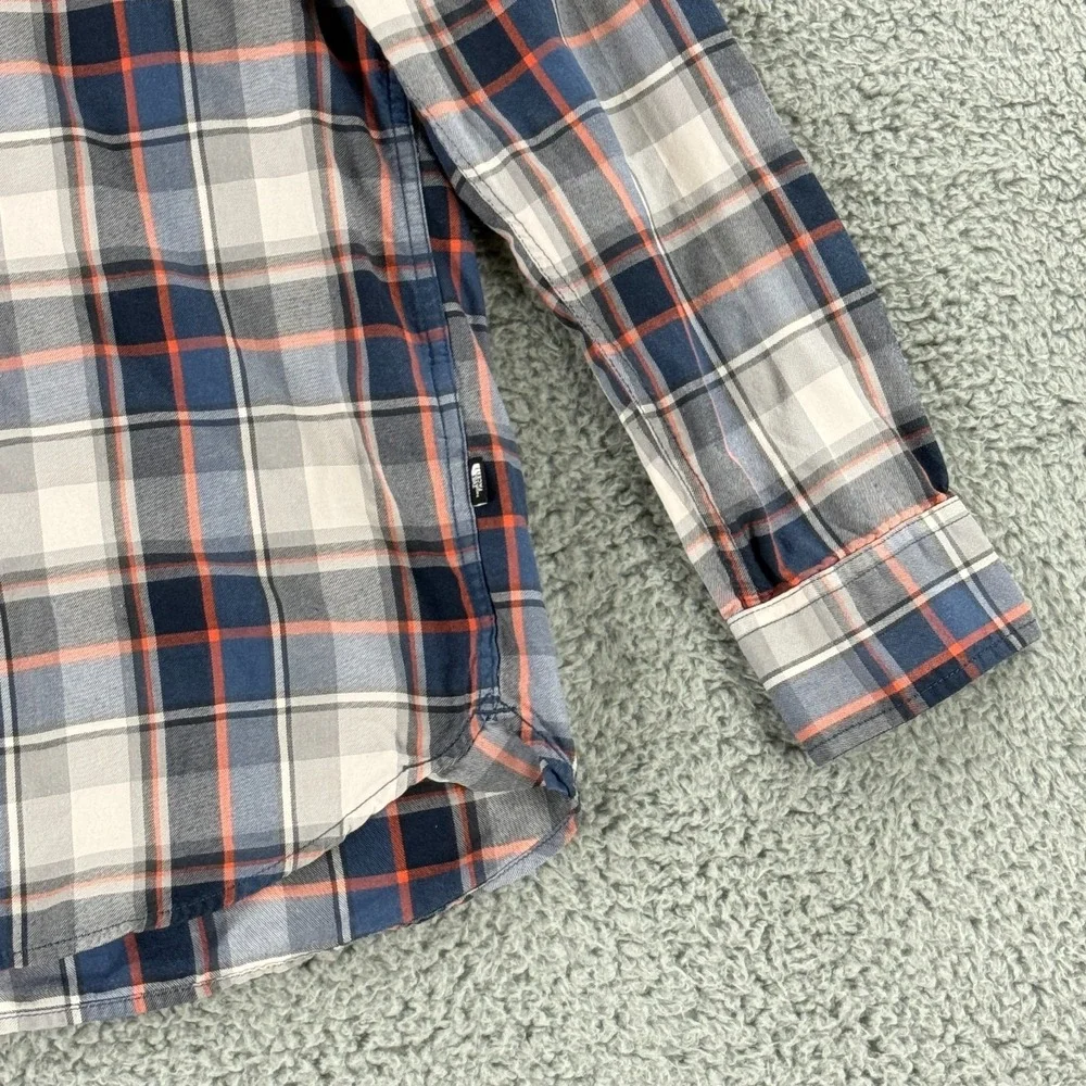 The North‎ Face Button-Up Shirt Mens Medium Blue Plaid Long Sleeve Cotton Casual